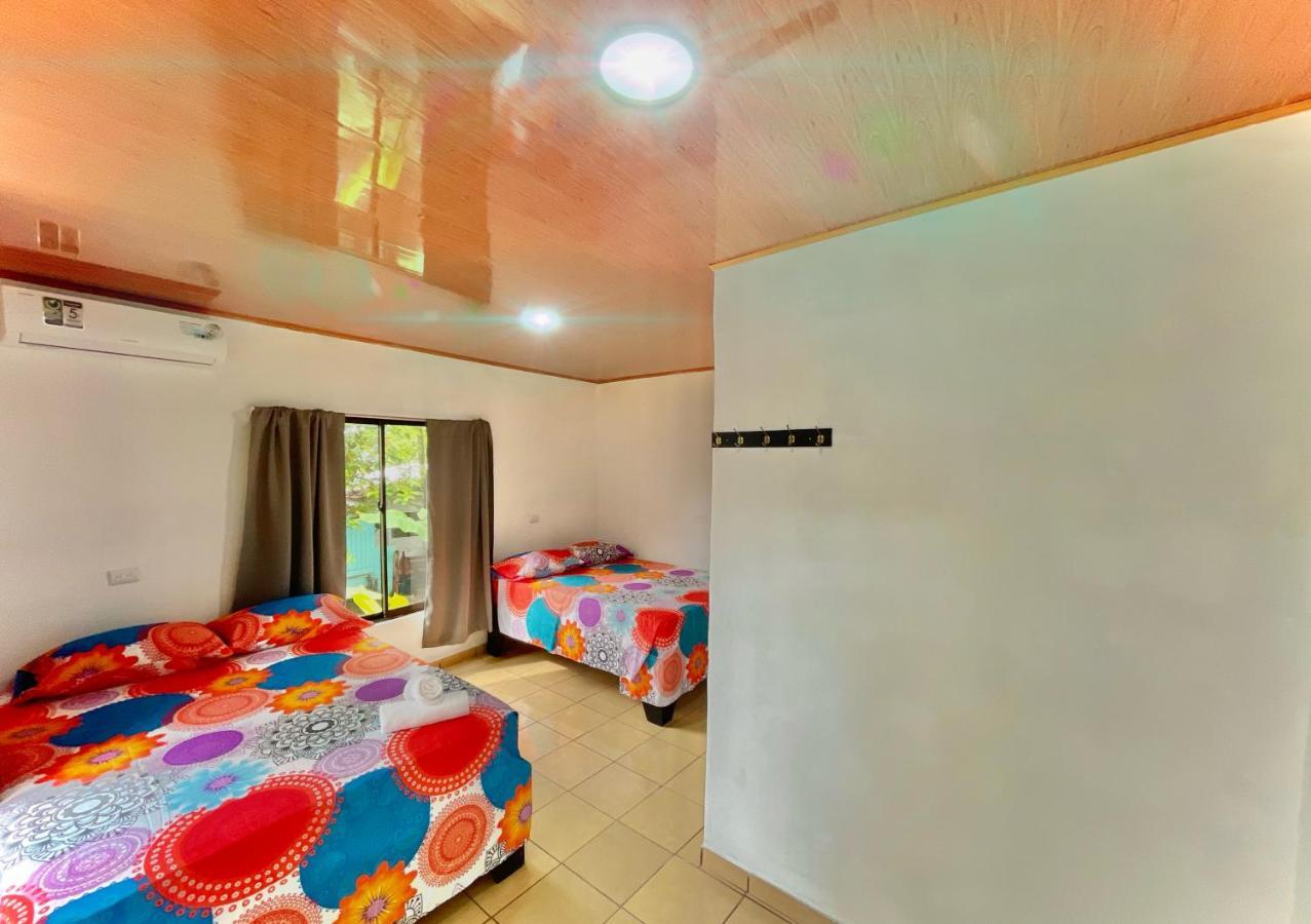 Carey Lodging Tortuguero Esterno foto