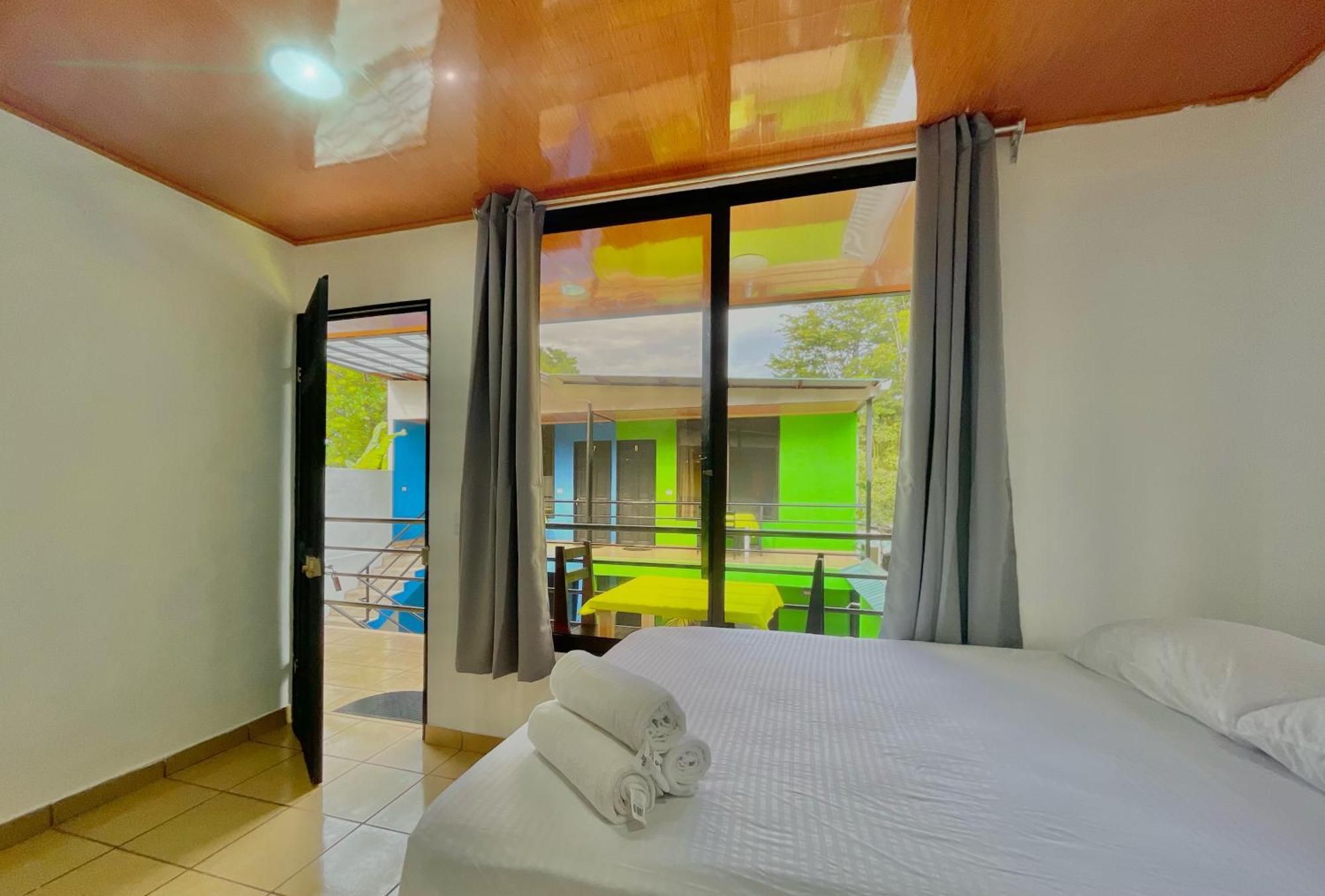 Carey Lodging Tortuguero Esterno foto