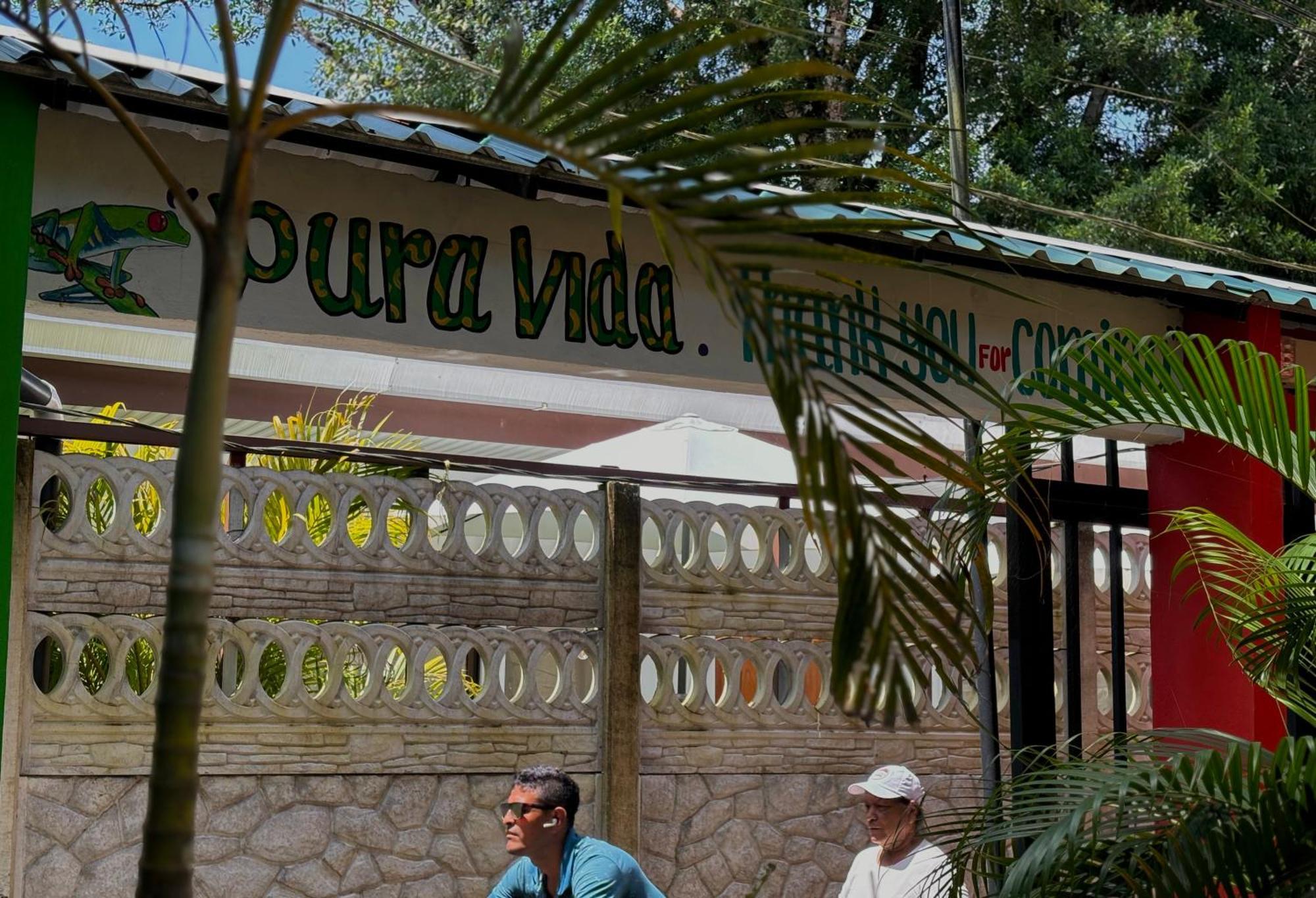 Carey Lodging Tortuguero Esterno foto